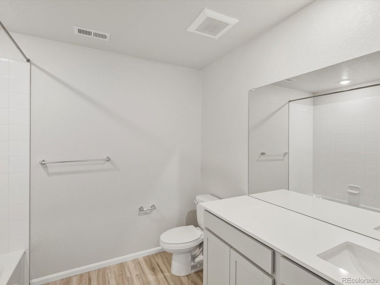 MLS Image #13 for 536  97th avenue,greeley, Colorado