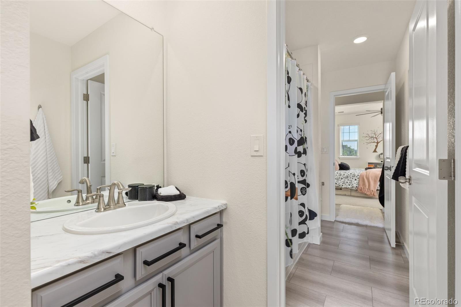 MLS Image #31 for 1061 s de gaulle court,aurora, Colorado