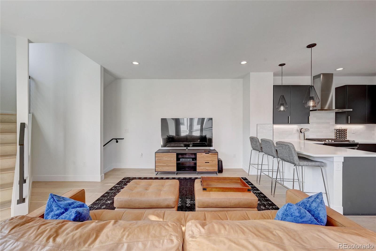MLS Image #9 for 3531 w conejos place,denver, Colorado