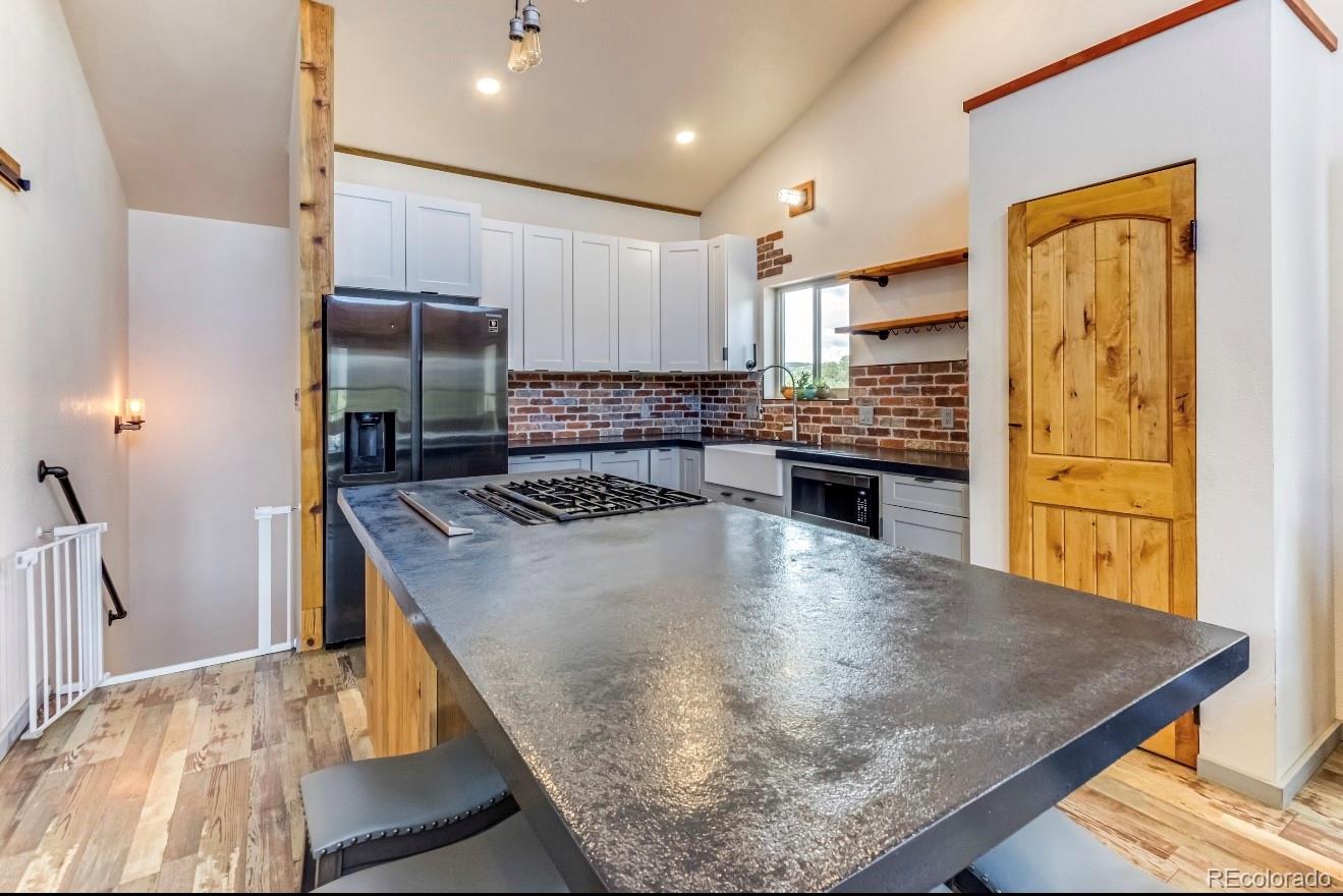 MLS Image #14 for 33154  oak park drive,trinidad, Colorado