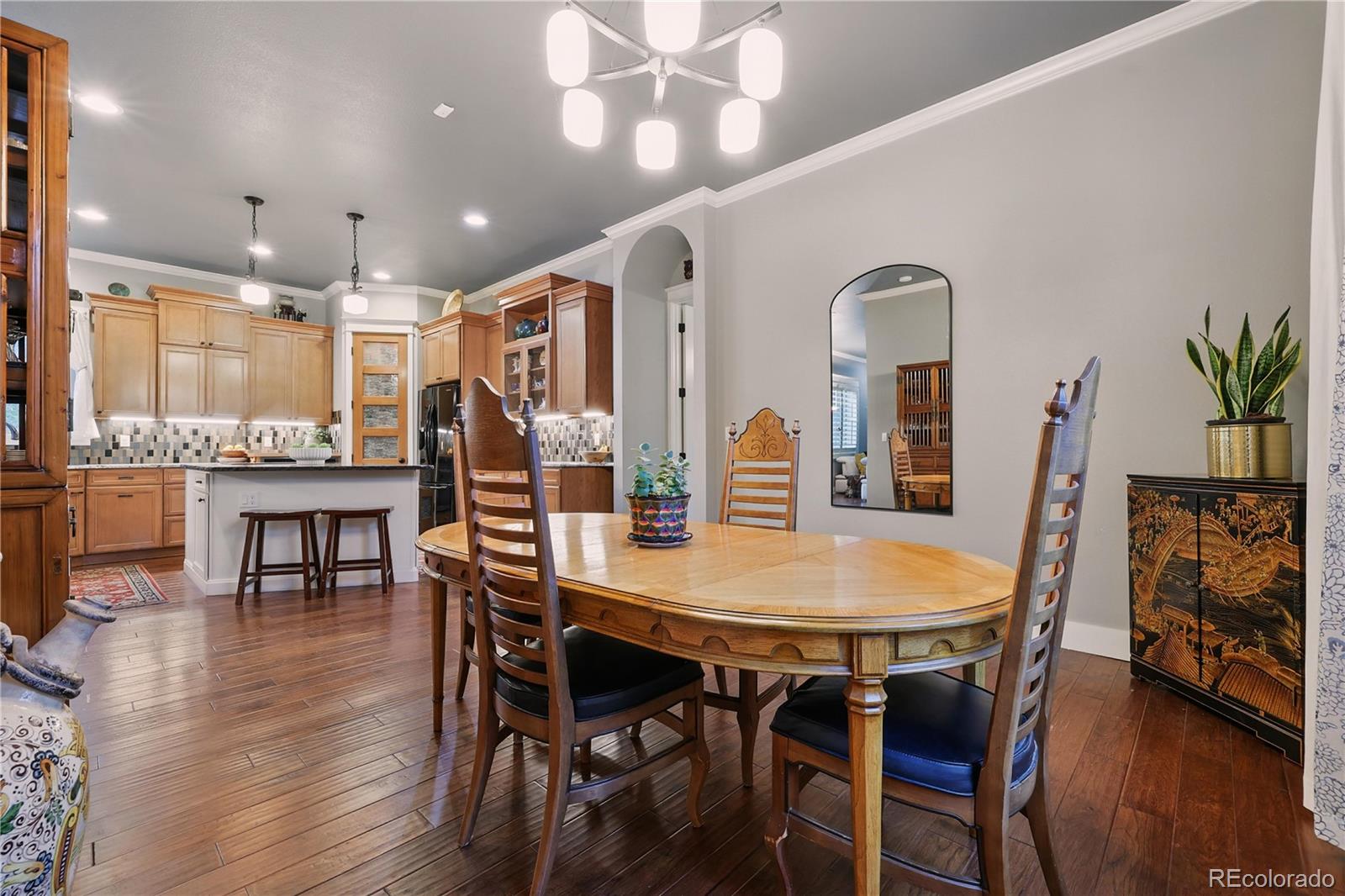MLS Image #9 for 514 e bijou street,colorado springs, Colorado