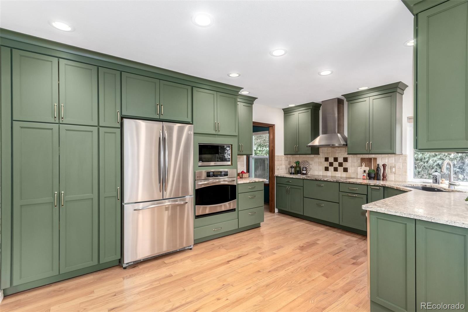 MLS Image #13 for 16  breamore court,castle pines, Colorado