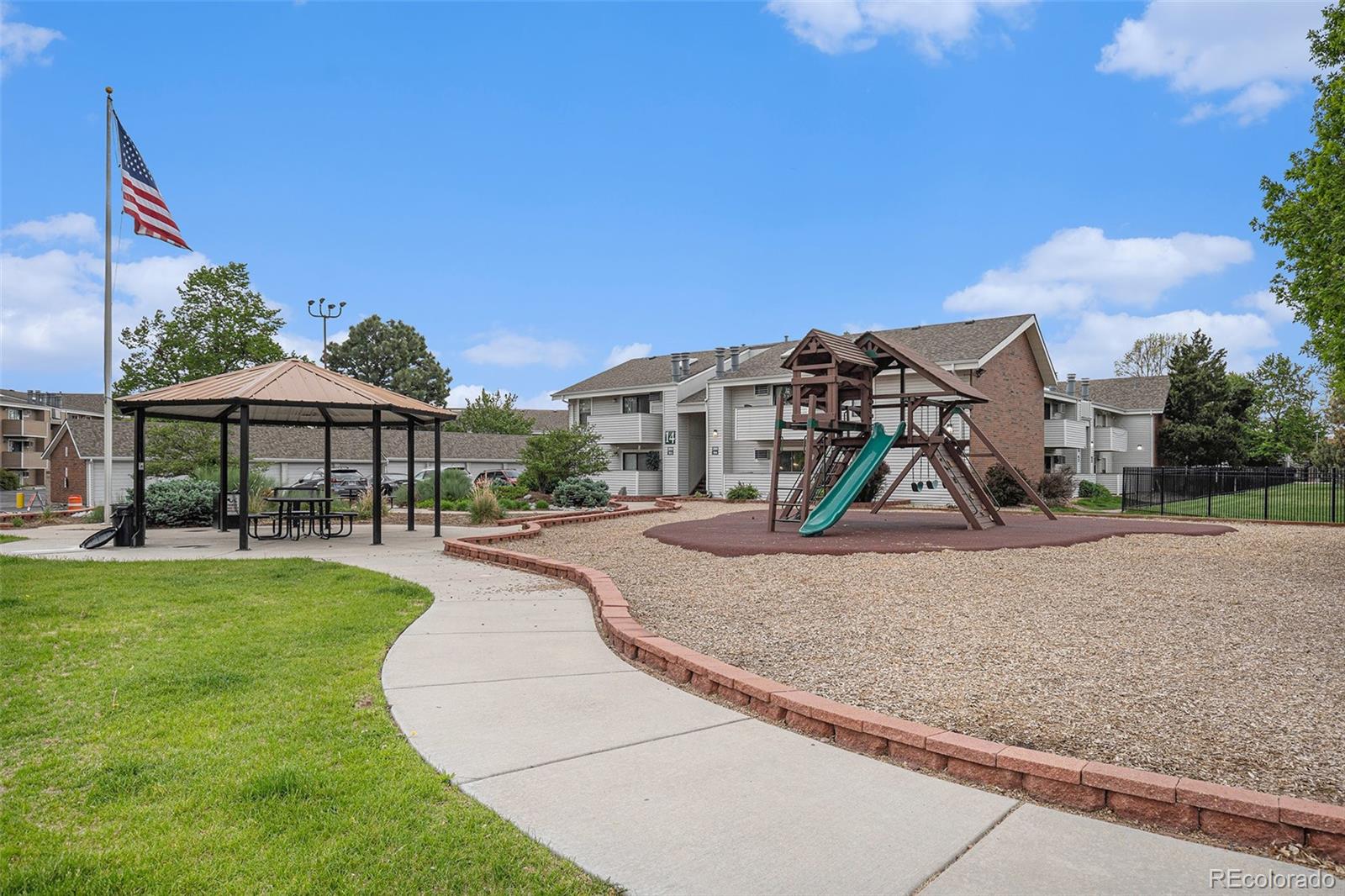MLS Image #28 for 10150 e virginia avenue,denver, Colorado