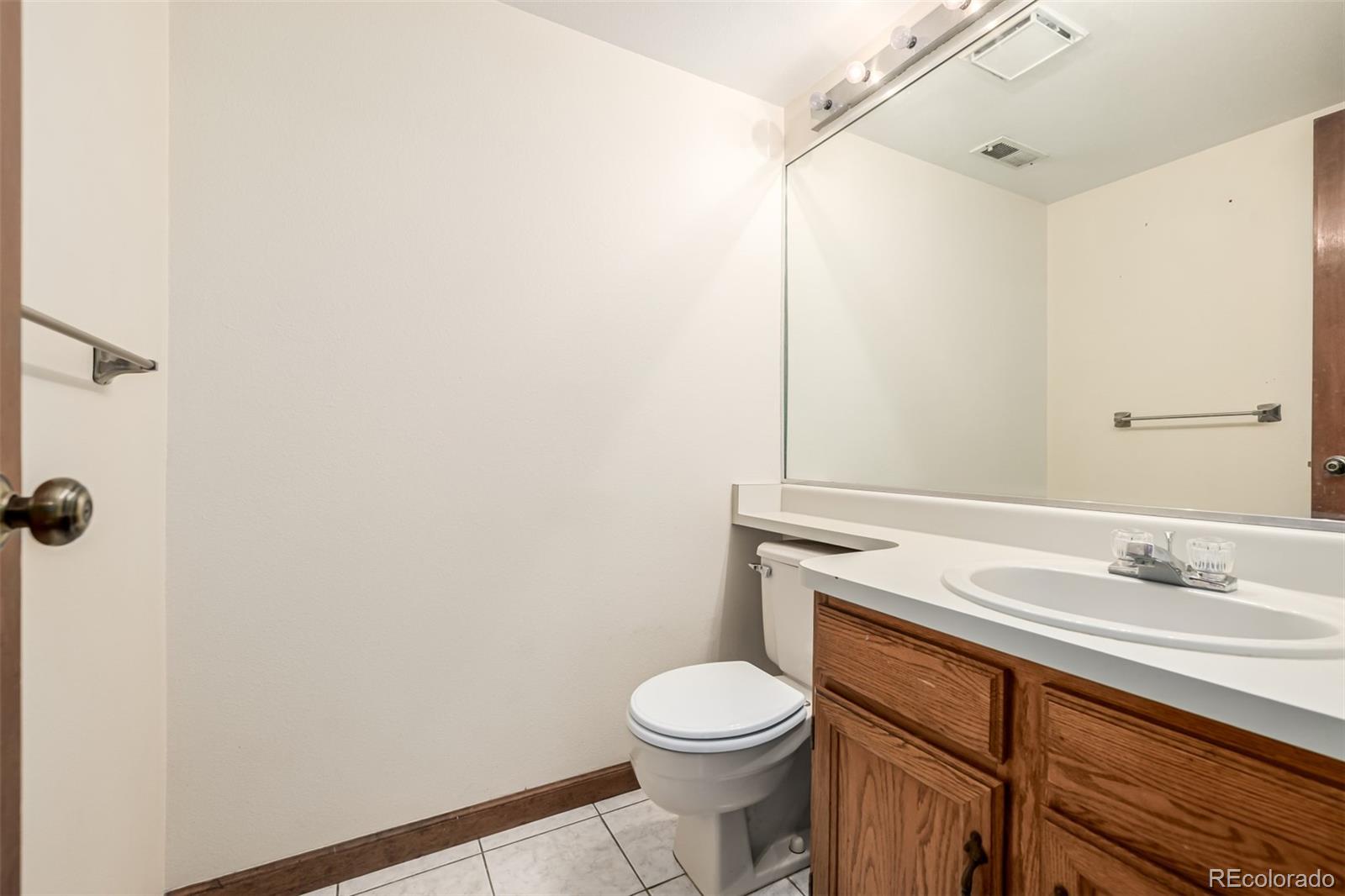 MLS Image #12 for 4207 s granby court,aurora, Colorado