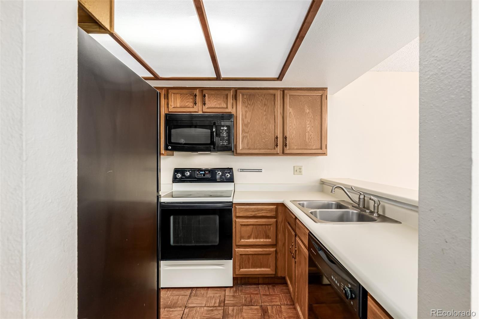 MLS Image #9 for 4207 s granby court,aurora, Colorado