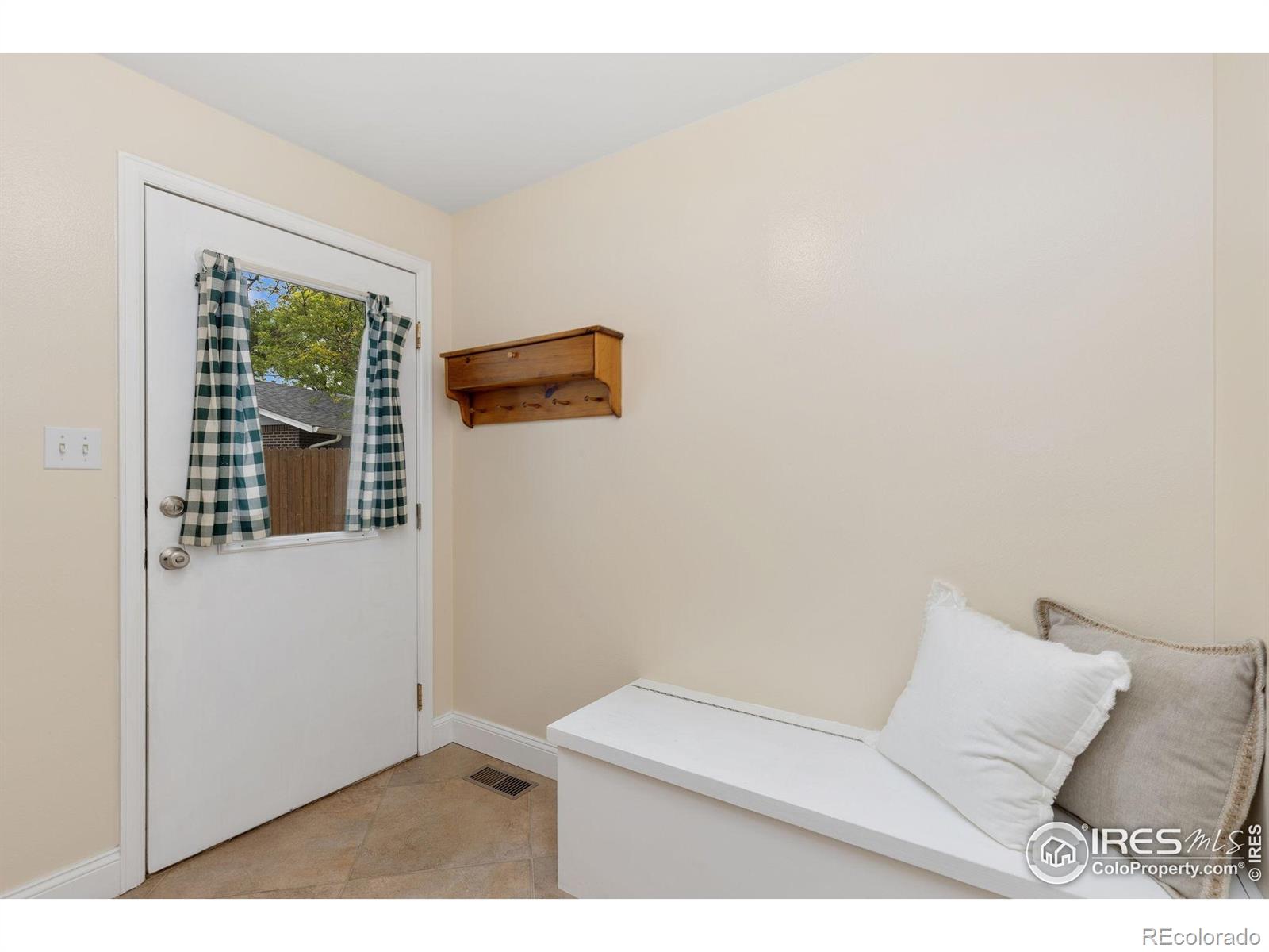 MLS Image #13 for 10947  lynne avenue,lafayette, Colorado