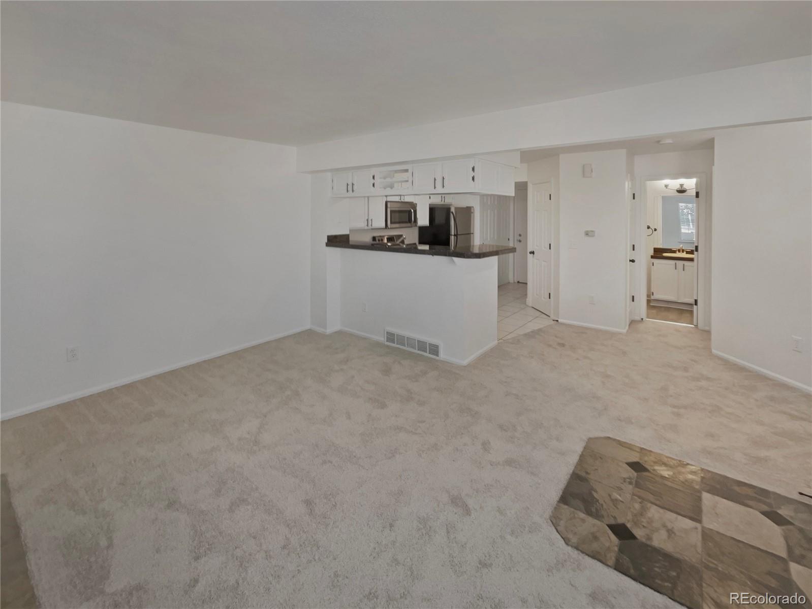MLS Image #10 for 12444 e tennessee circle,aurora, Colorado