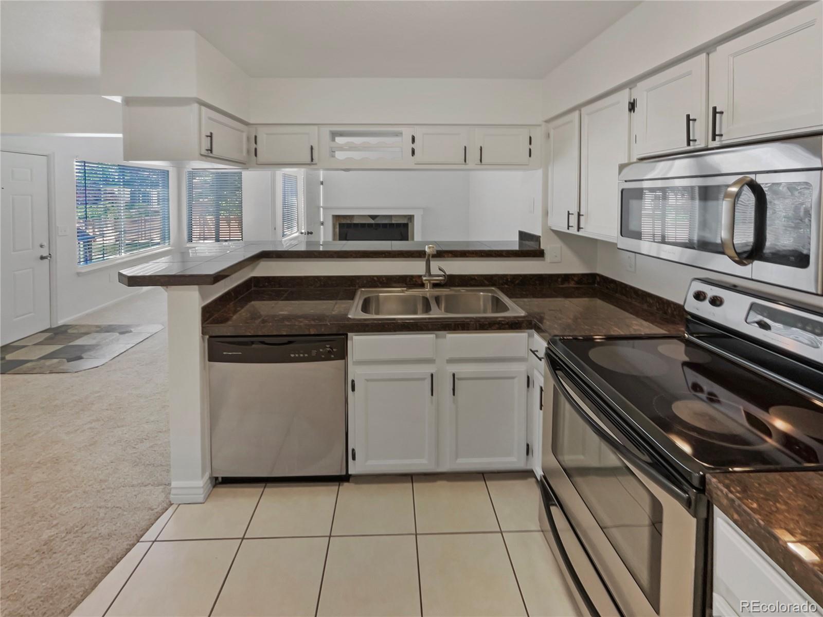 MLS Image #13 for 12444 e tennessee circle,aurora, Colorado