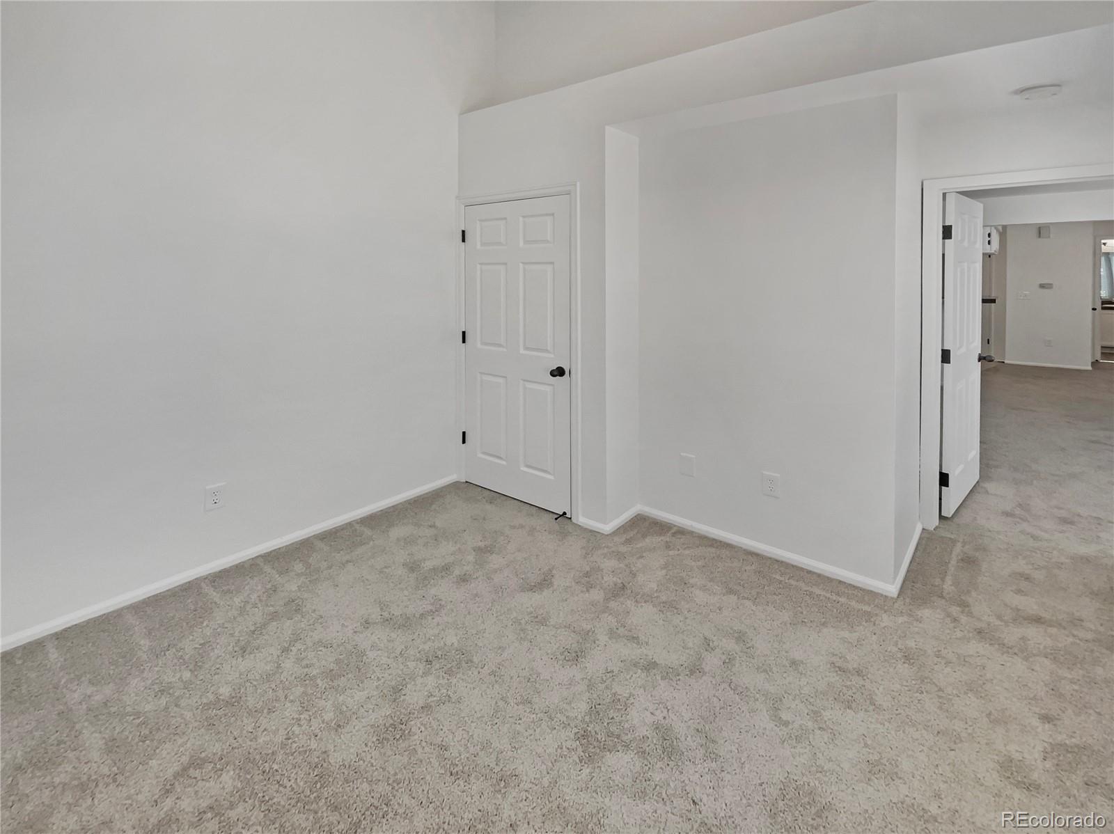 MLS Image #16 for 12444 e tennessee circle,aurora, Colorado