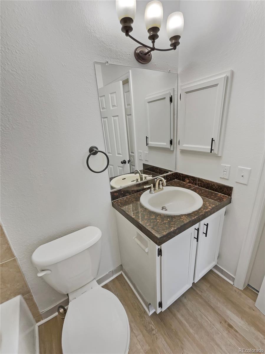 MLS Image #17 for 12444 e tennessee circle,aurora, Colorado