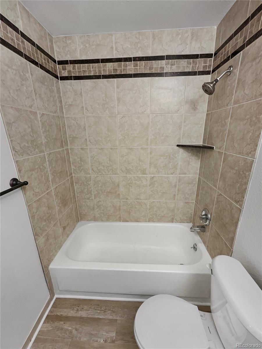 MLS Image #6 for 12444 e tennessee circle,aurora, Colorado