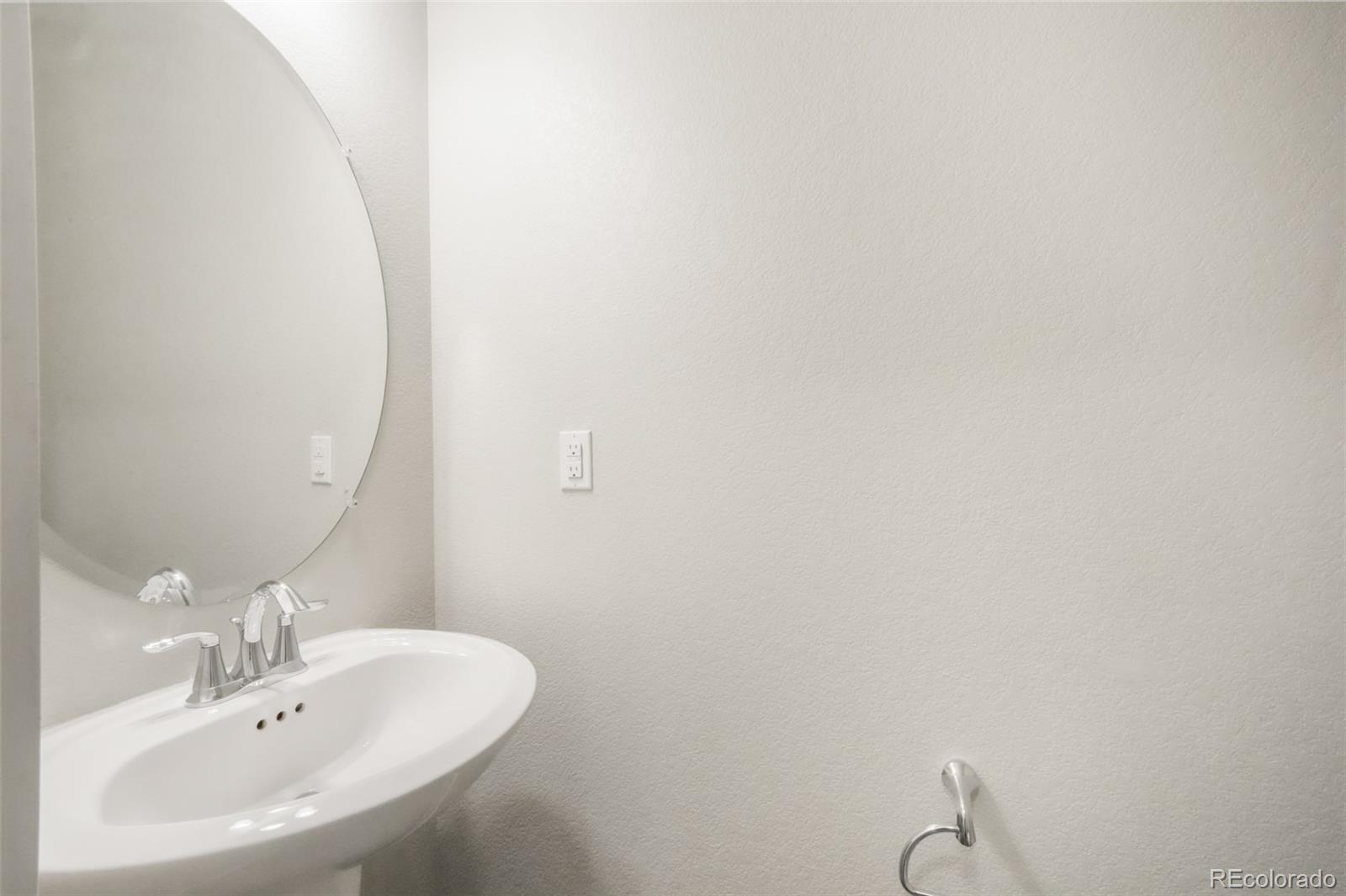 MLS Image #13 for 6940  clay street,denver, Colorado