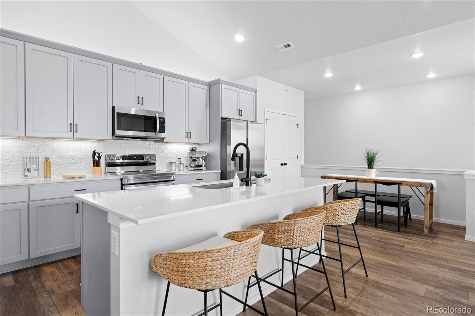 MLS Image #10 for 551  vicot way,fort collins, Colorado