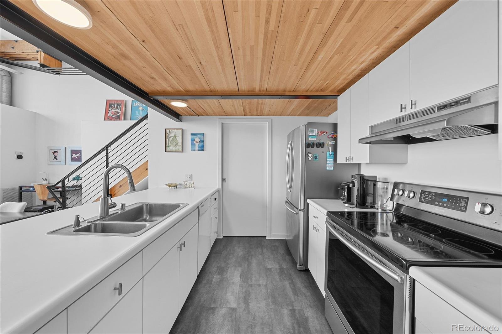 MLS Image #5 for 1090  cherokee street,denver, Colorado
