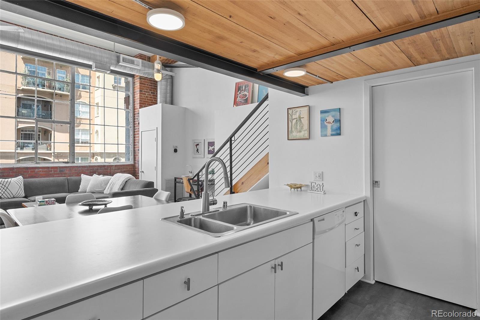 MLS Image #6 for 1090  cherokee street,denver, Colorado