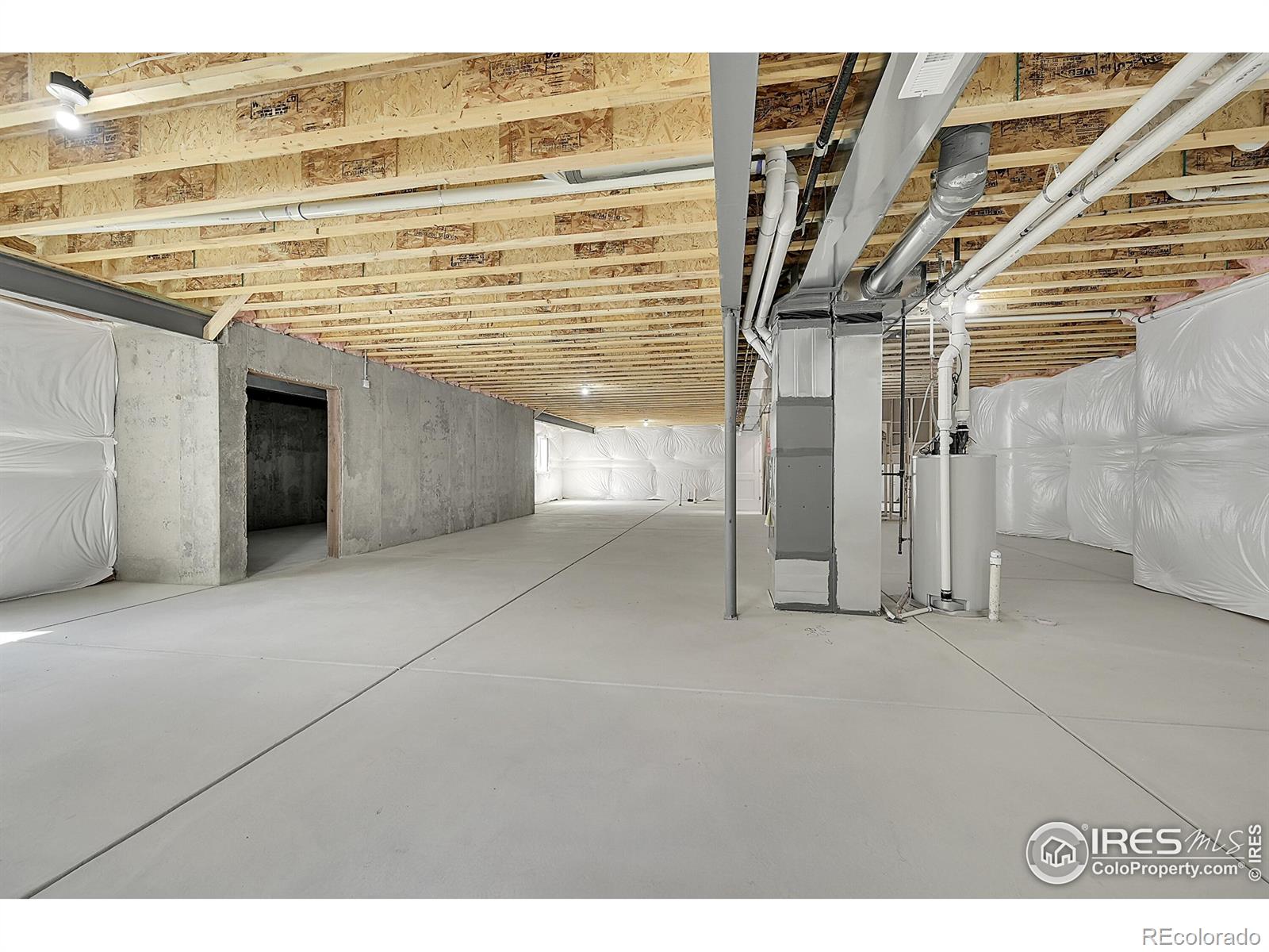 MLS Image #32 for 3643  crested owl court,dacono, Colorado