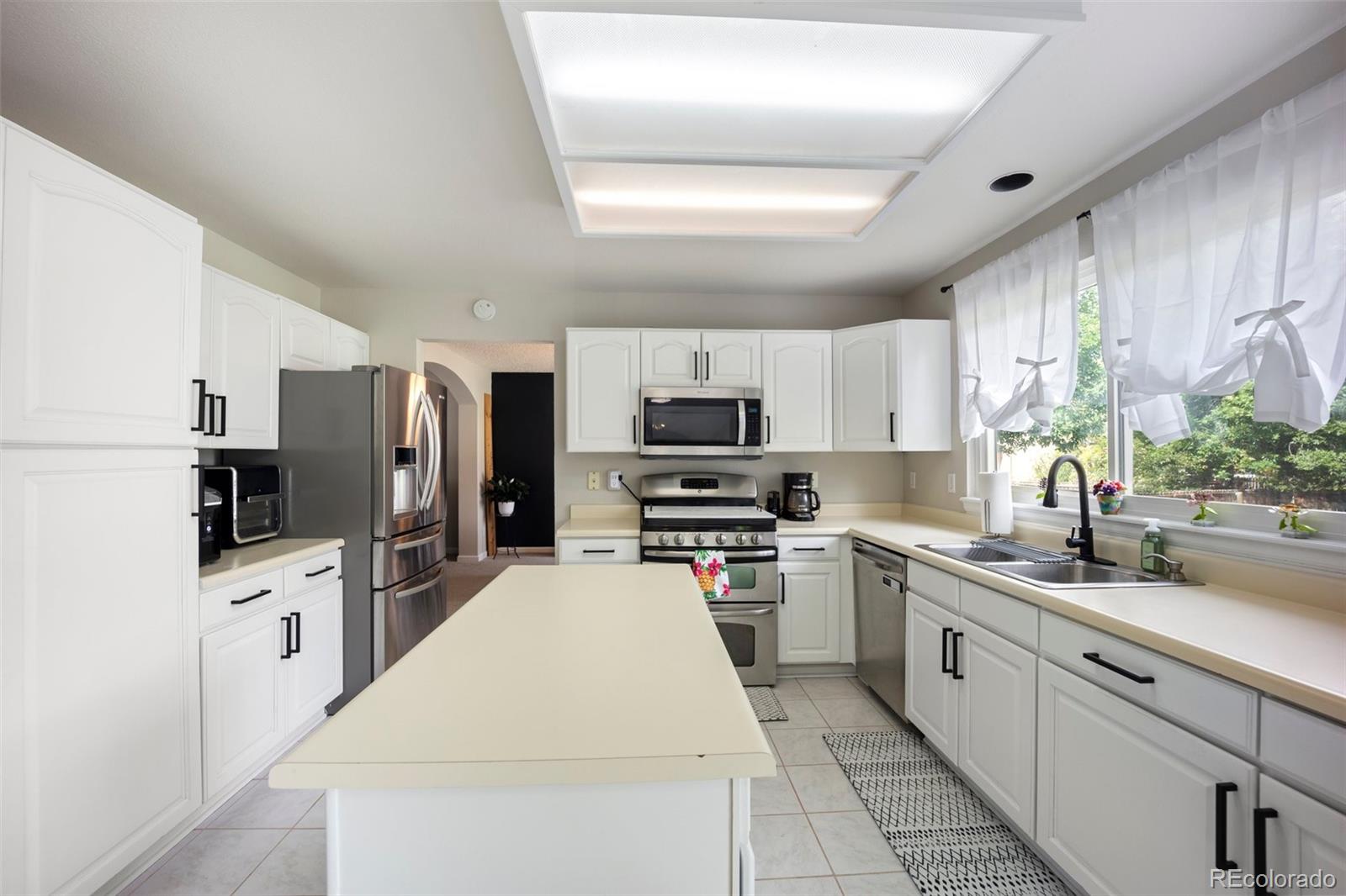 MLS Image #10 for 5552 s lisbon lane,centennial, Colorado