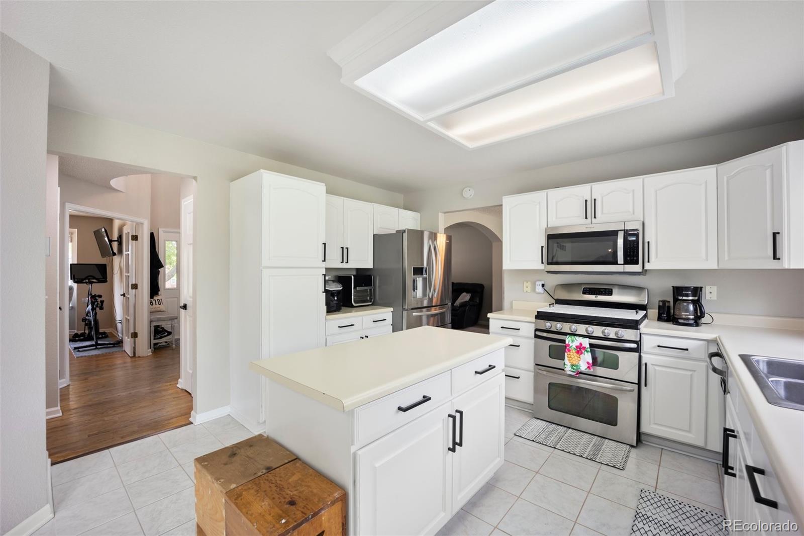 MLS Image #11 for 5552 s lisbon lane,centennial, Colorado