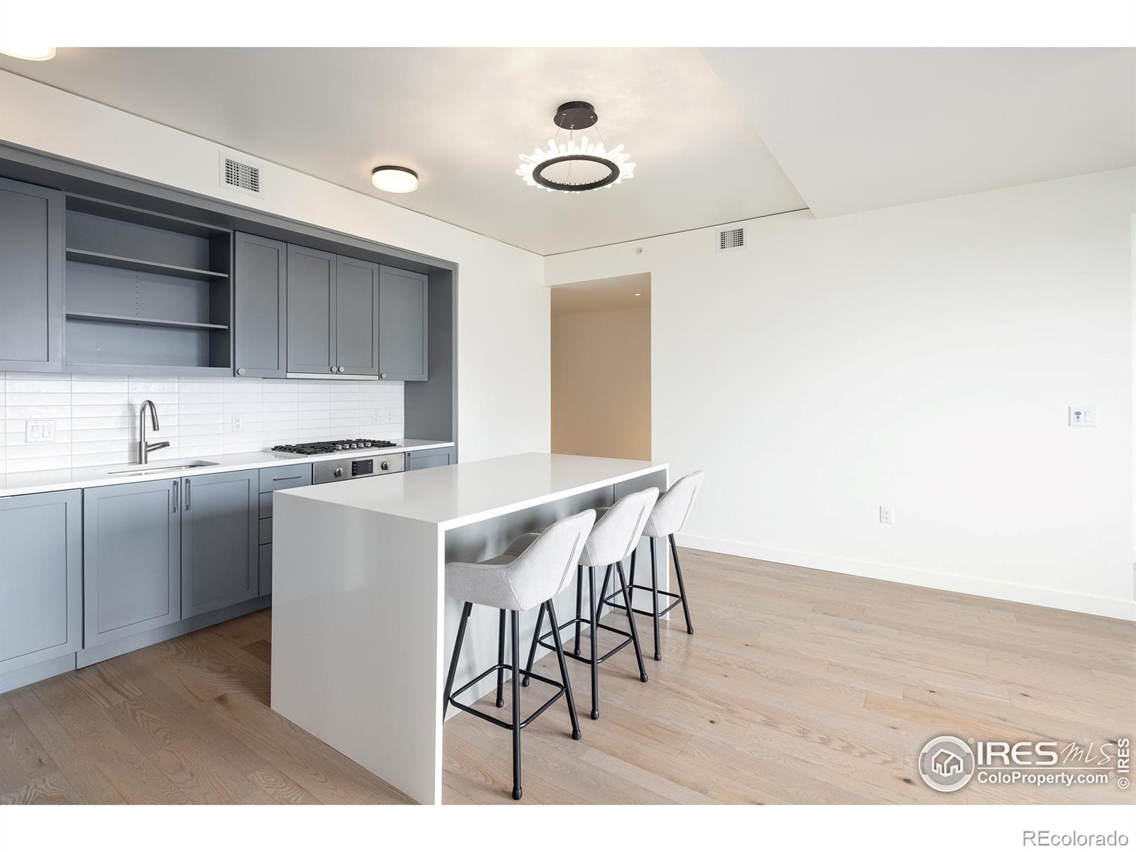 MLS Image #14 for 1750  wewatta street,denver, Colorado