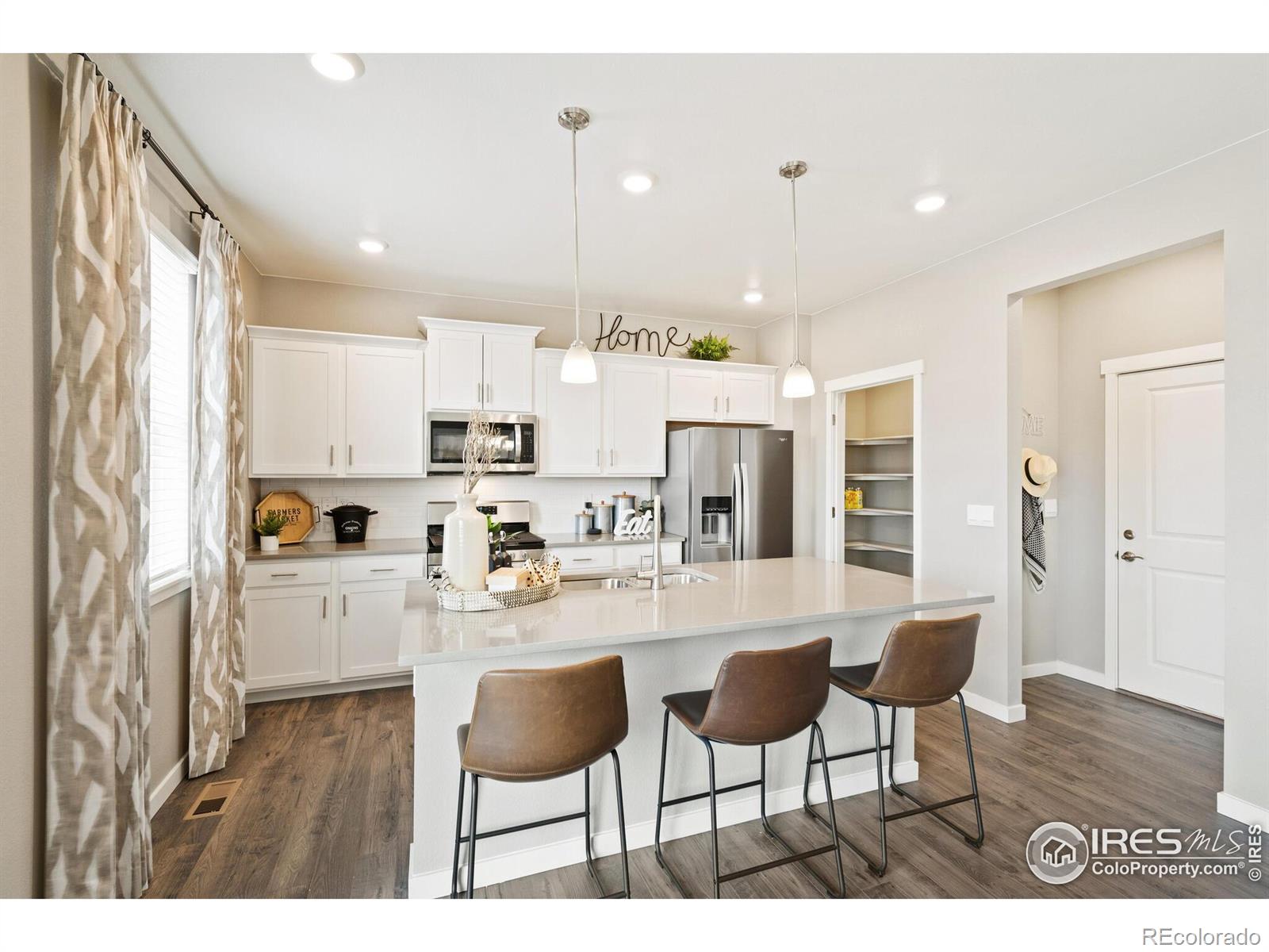 MLS Image #6 for 9920  biscay street,commerce city, Colorado