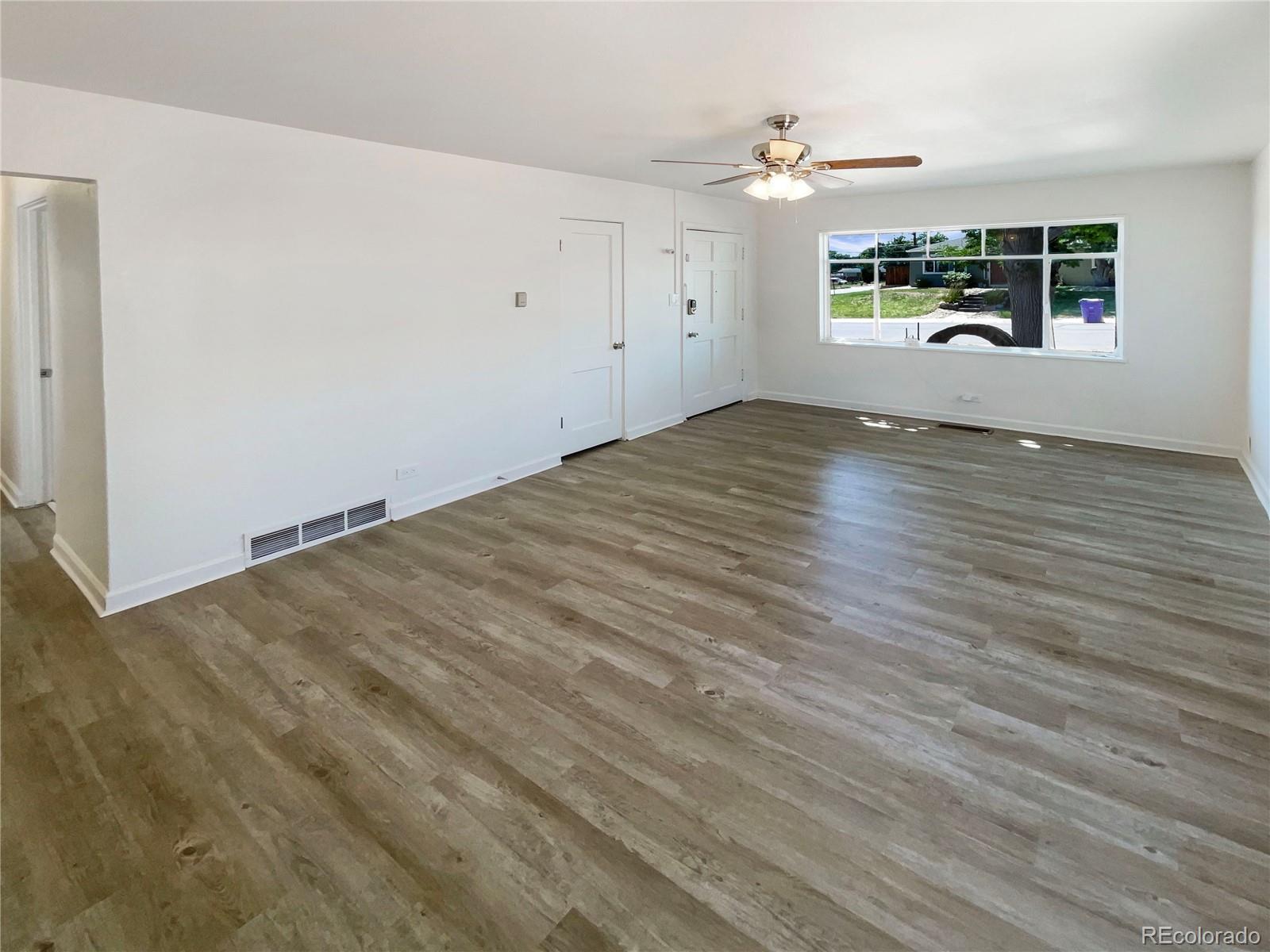 MLS Image #10 for 1298 s seneca way,denver, Colorado