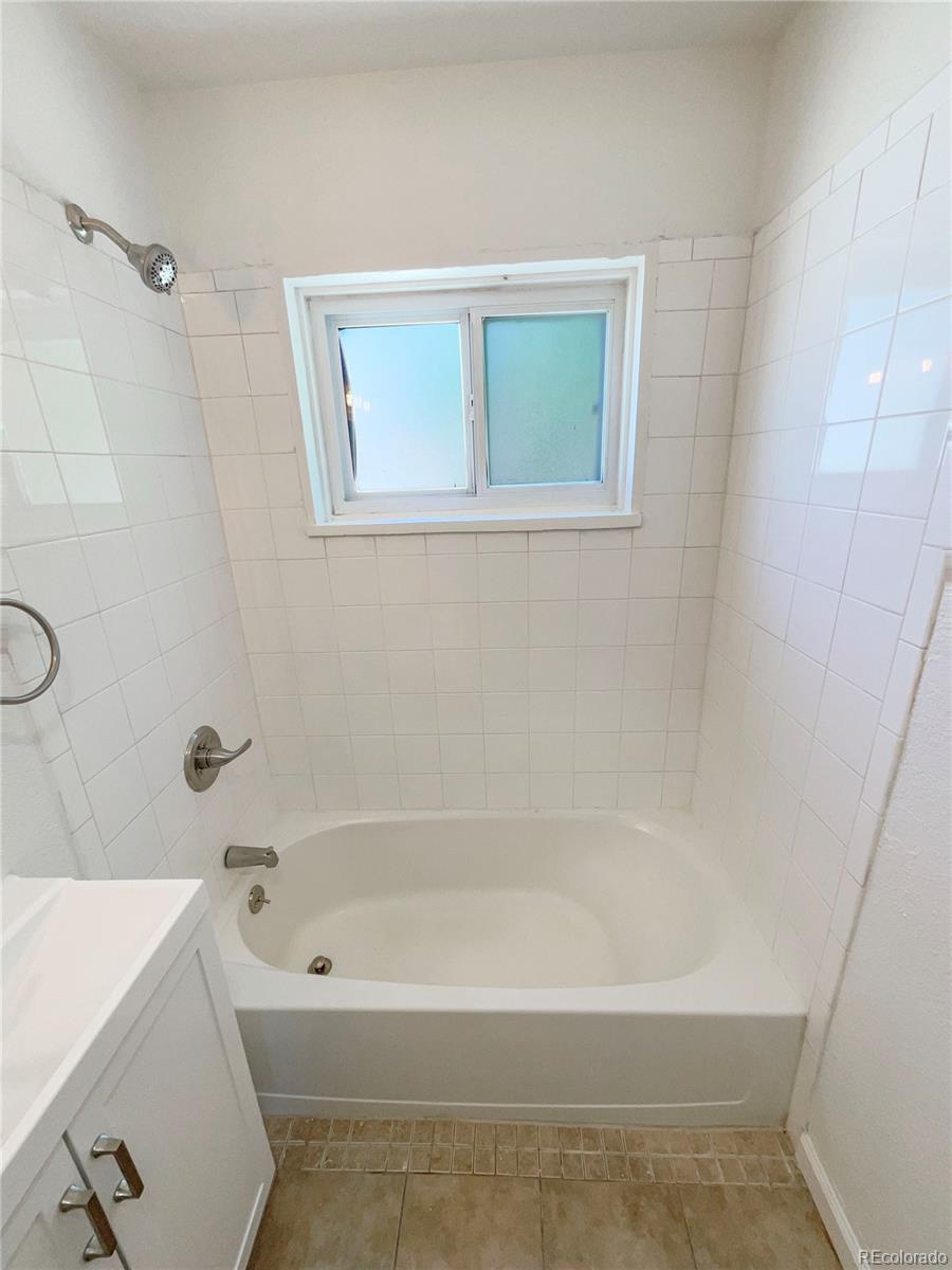 MLS Image #18 for 1298 s seneca way,denver, Colorado