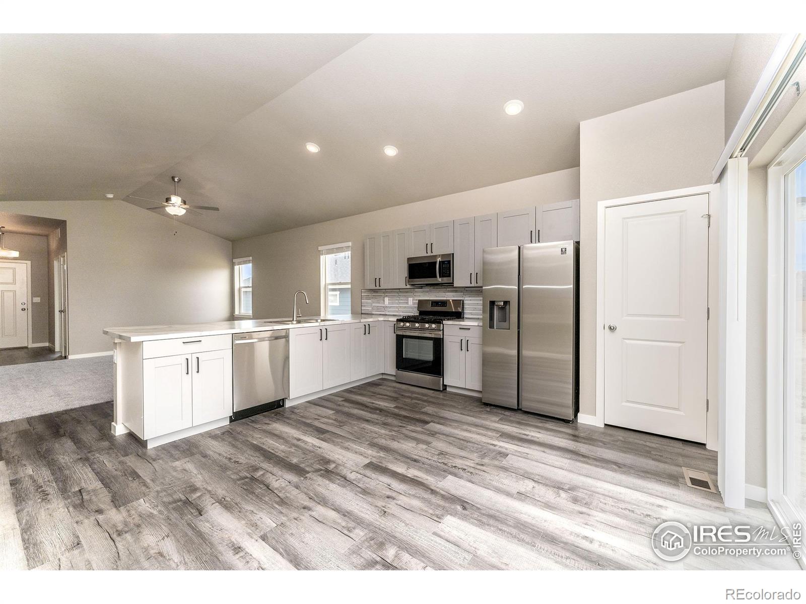 MLS Image #5 for 235  dawn drive,hudson, Colorado