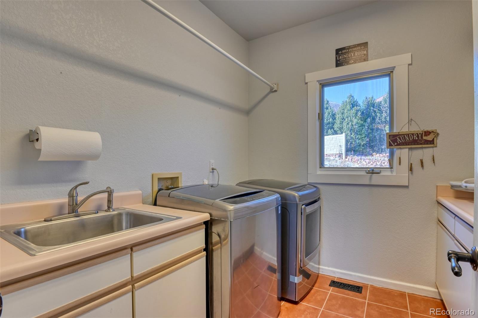 MLS Image #11 for 2770  rossmere street,colorado springs, Colorado