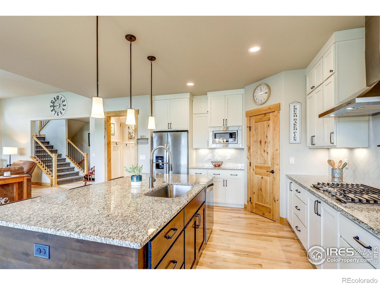 MLS Image #12 for 3047  lake verna drive,loveland, Colorado