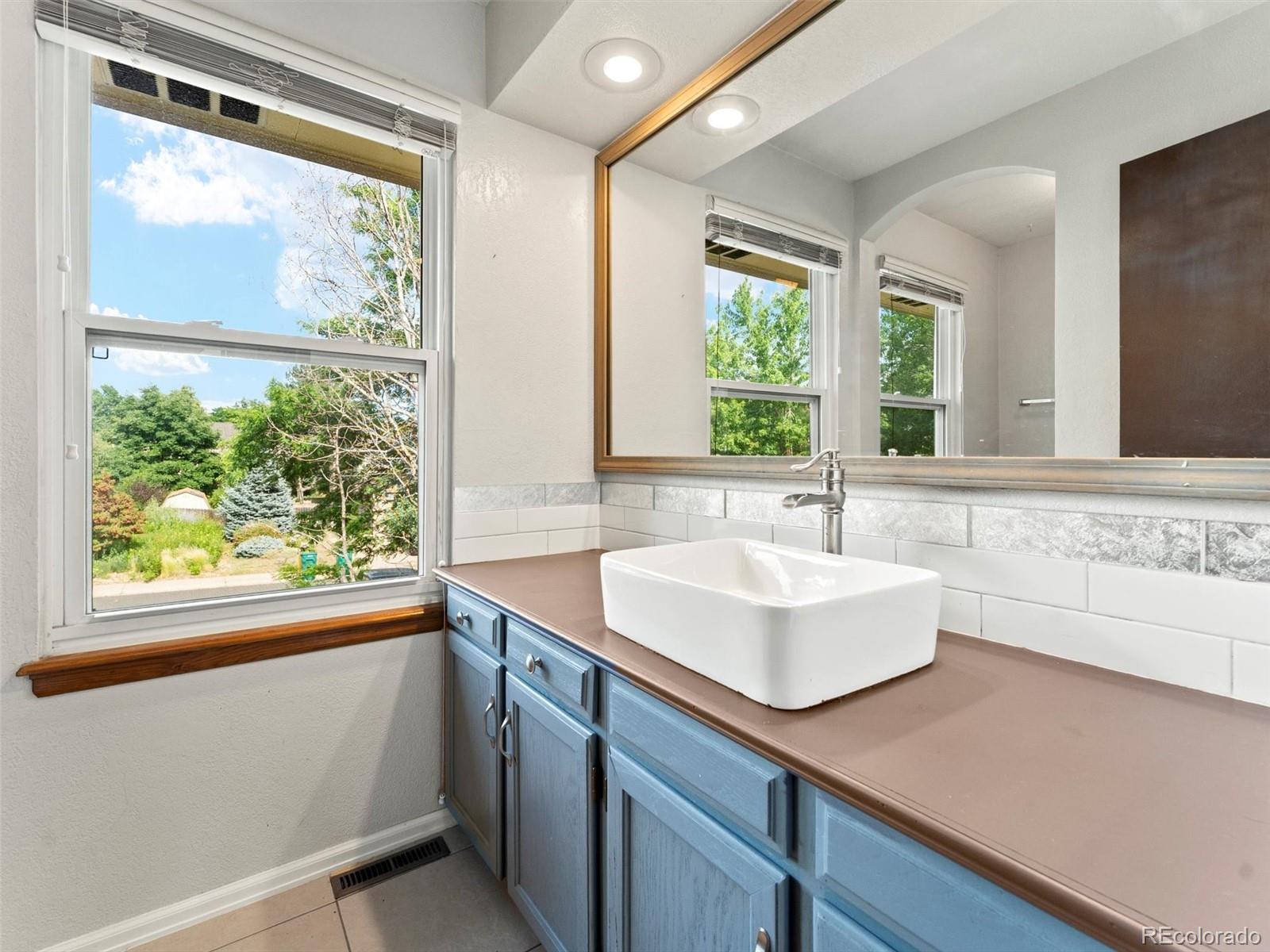 MLS Image #18 for 2591 s oakland street,aurora, Colorado
