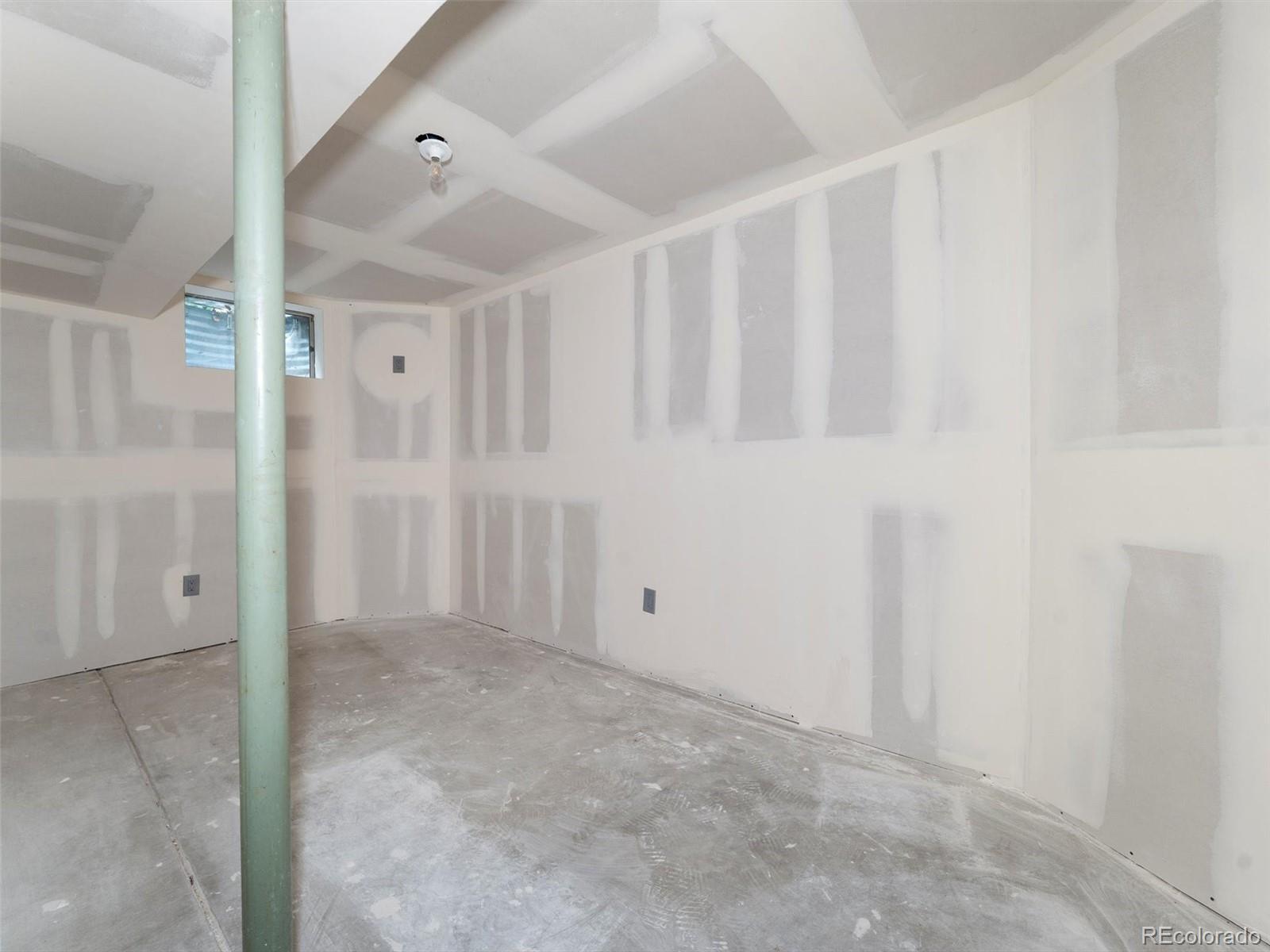 MLS Image #24 for 2591 s oakland street,aurora, Colorado