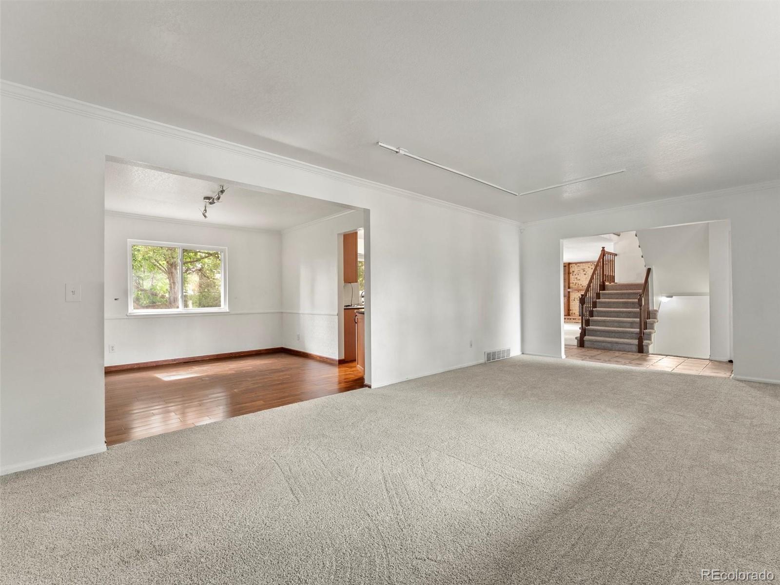 MLS Image #3 for 2591 s oakland street,aurora, Colorado