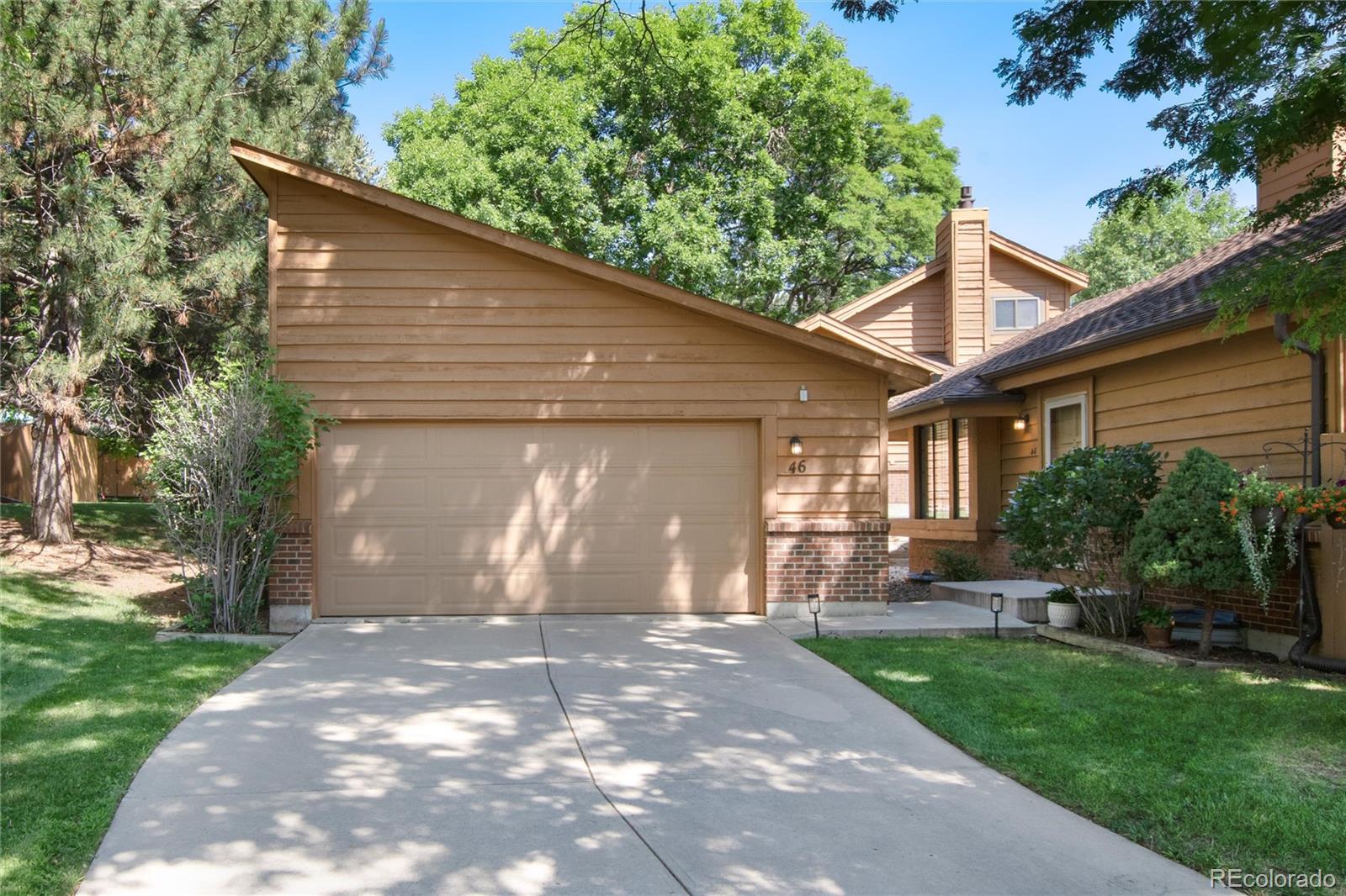 MLS Image #3 for 46 s eagle circle,aurora, Colorado
