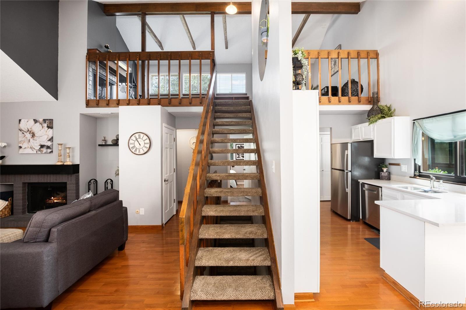 MLS Image #9 for 46 s eagle circle,aurora, Colorado