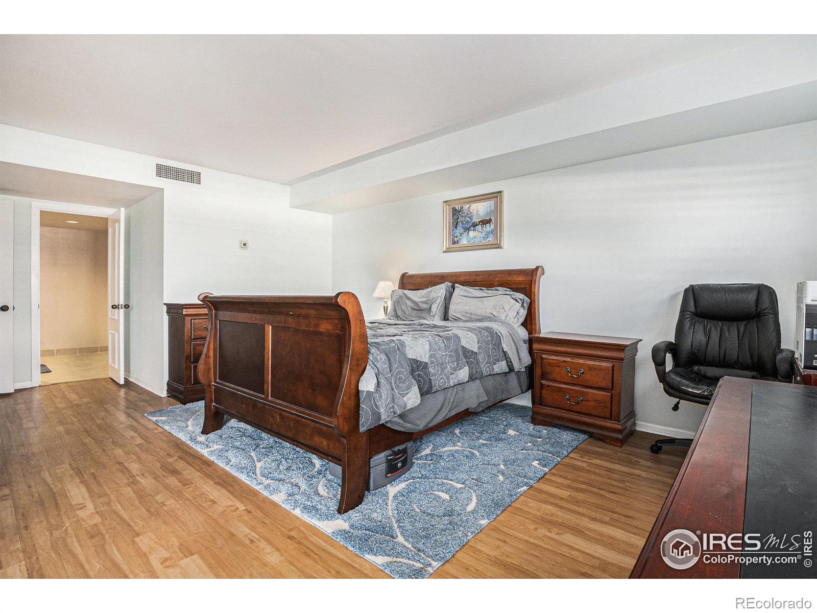 MLS Image #13 for 1551  larimer street,denver, Colorado