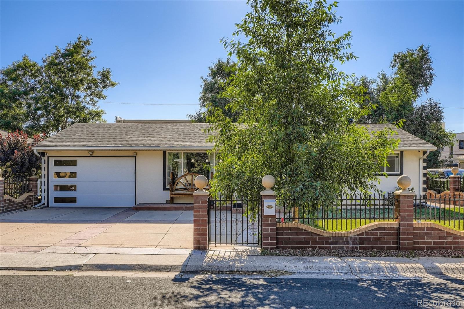 MLS Image #1 for 541  emporia street,aurora, Colorado