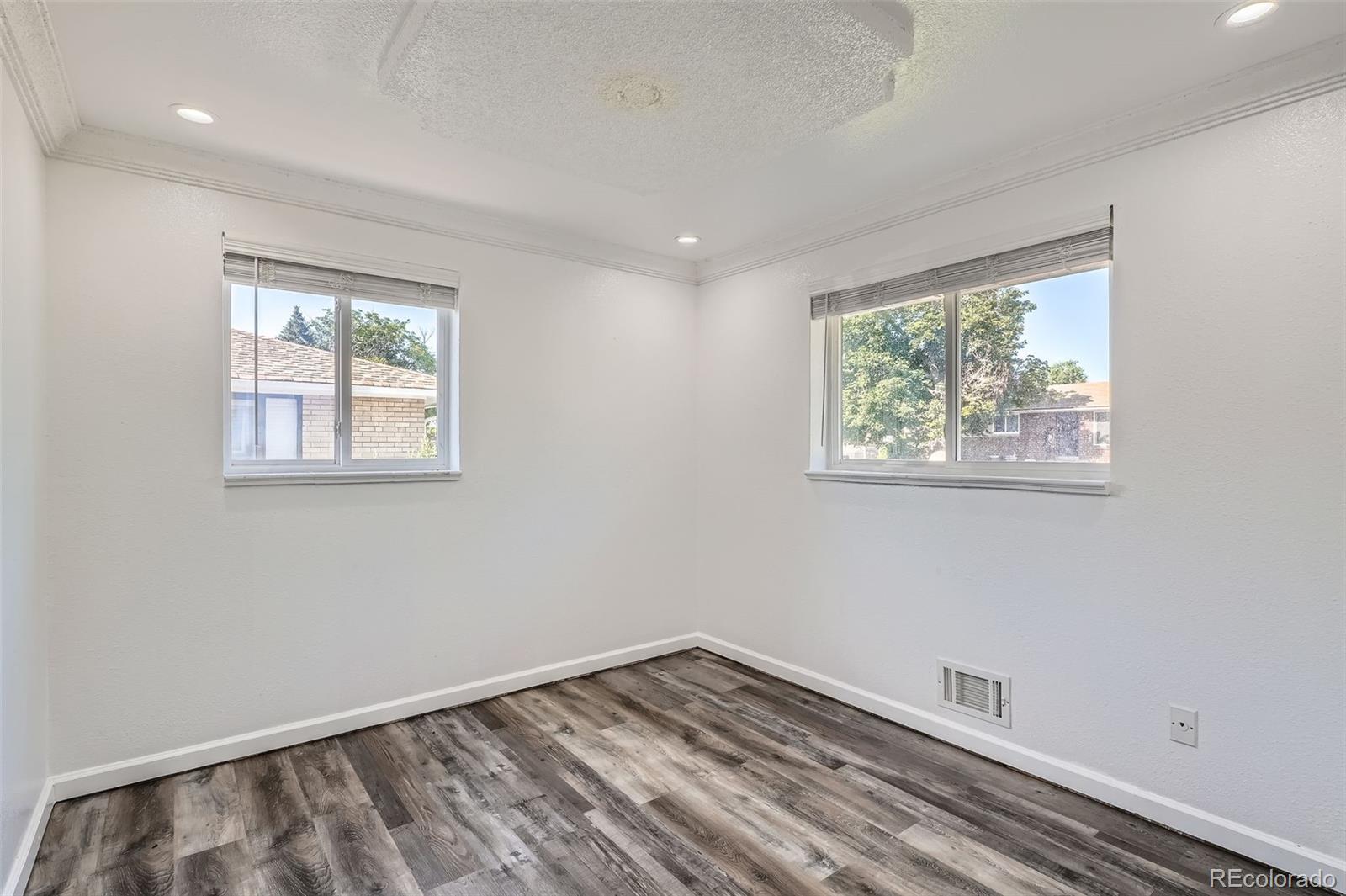 MLS Image #18 for 541  emporia street,aurora, Colorado