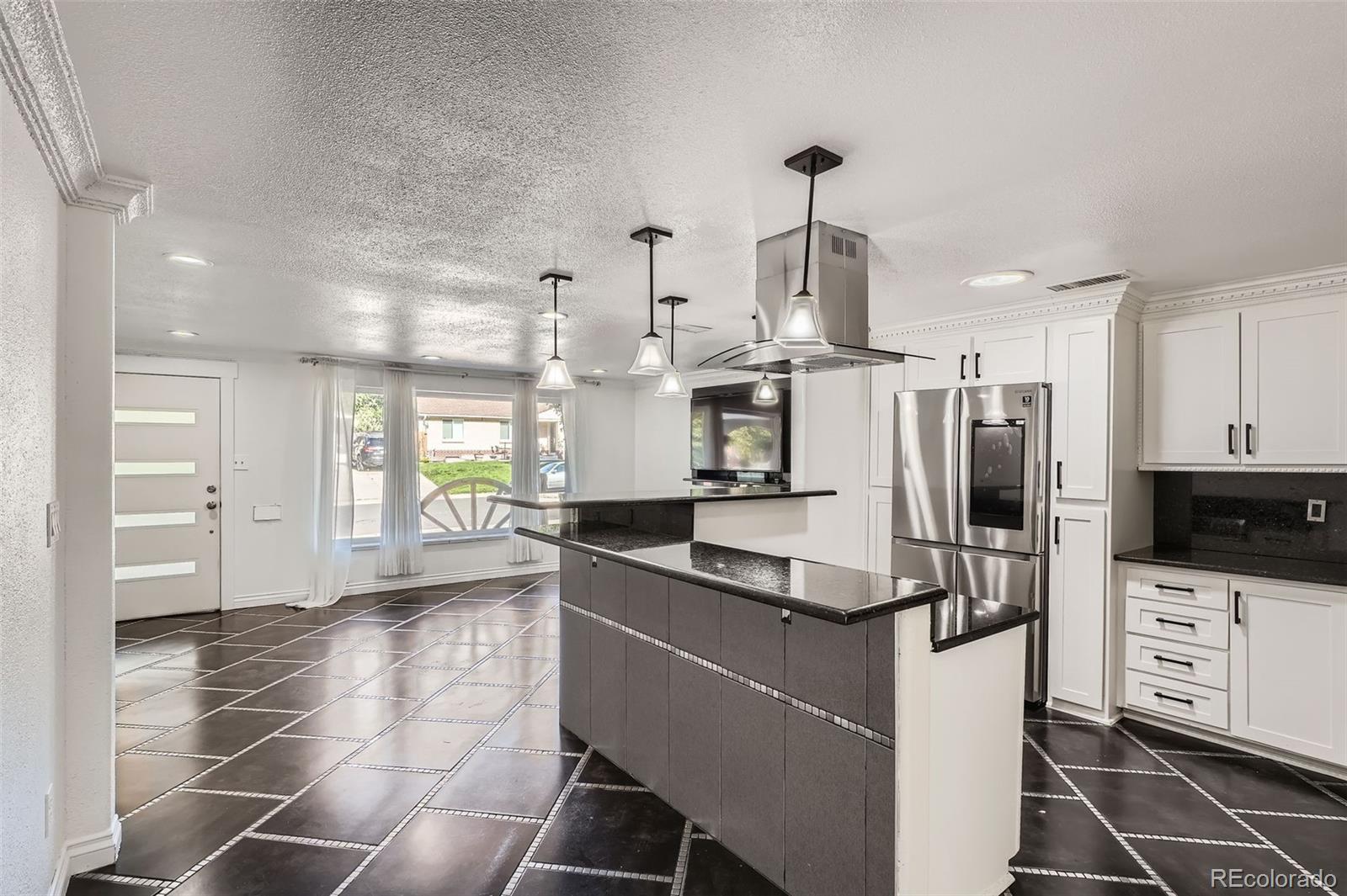 MLS Image #7 for 541  emporia street,aurora, Colorado
