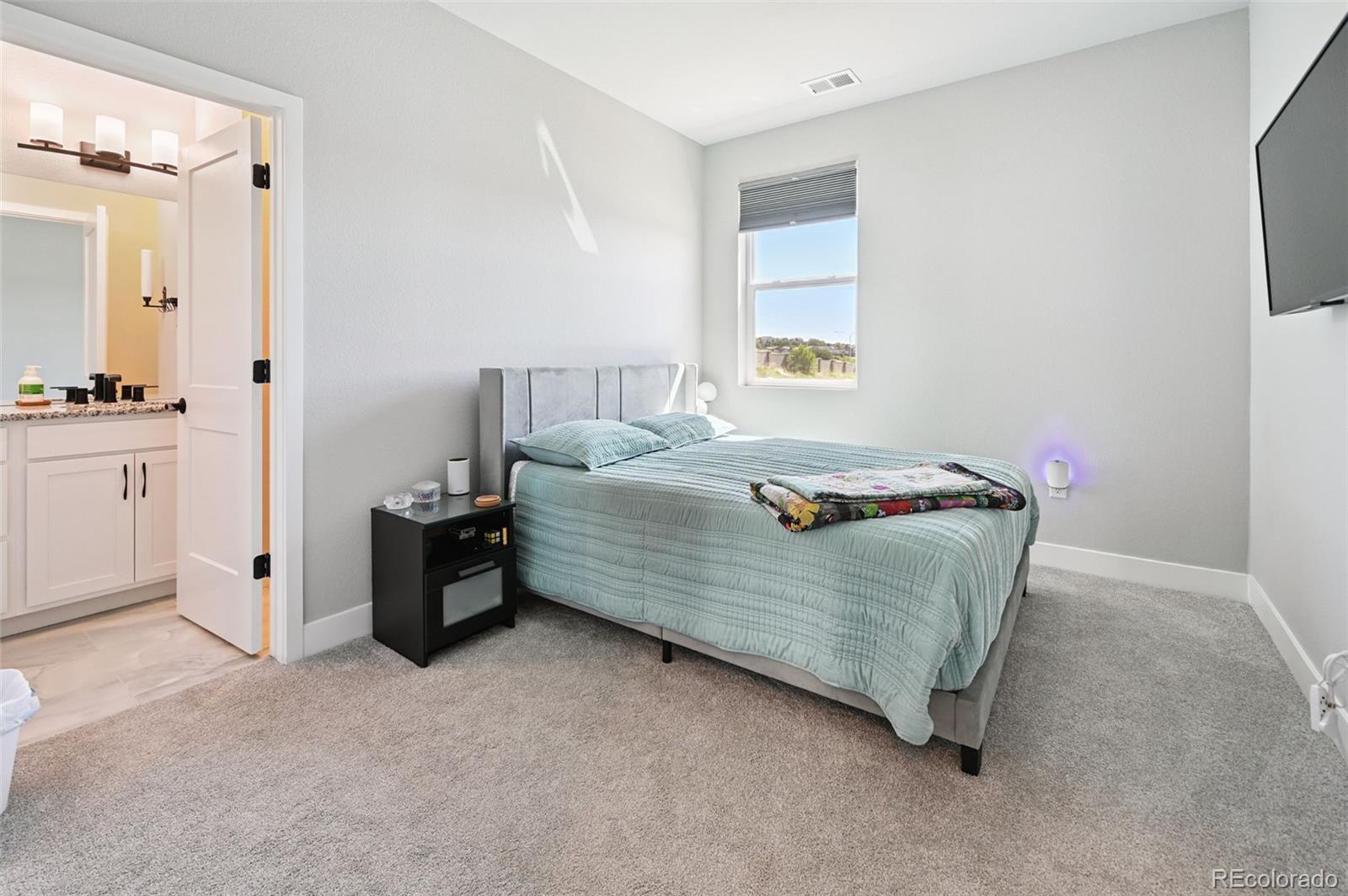 MLS Image #39 for 4514  peak crest view,colorado springs, Colorado