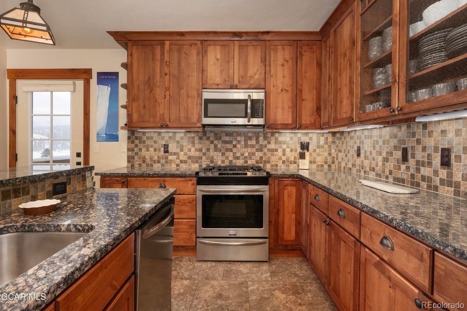 MLS Image #9 for 202  cozens pointe circle,fraser, Colorado
