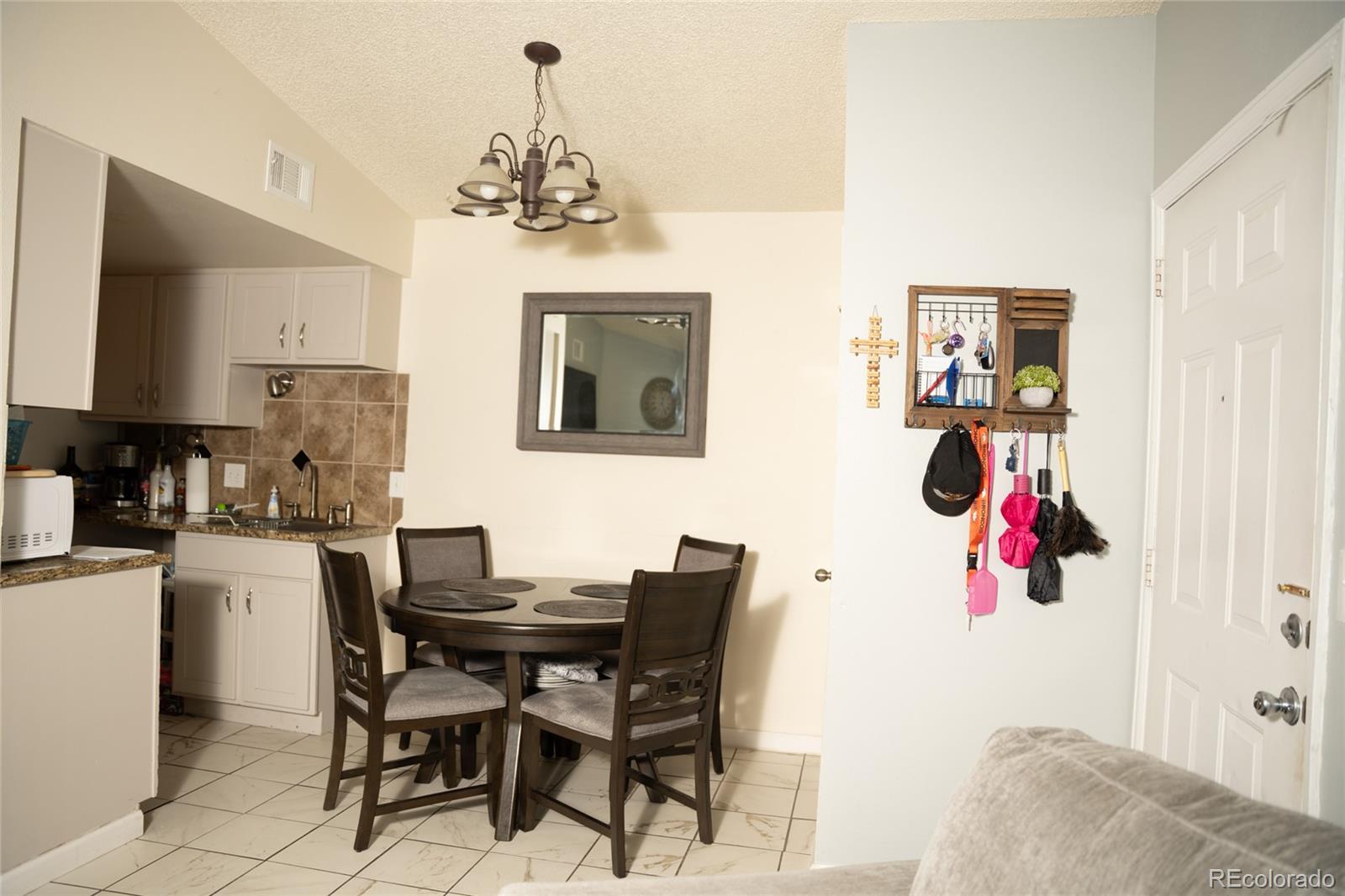 MLS Image #4 for 1358 s irving street,denver, Colorado