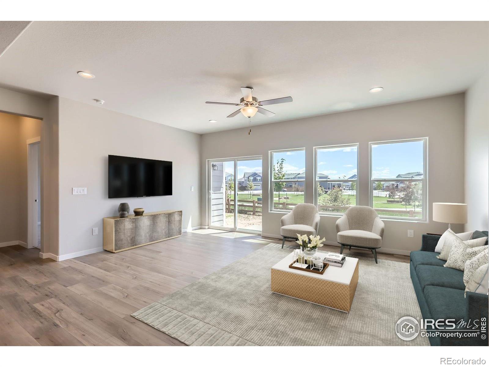 MLS Image #5 for 786  griffith street,lochbuie, Colorado