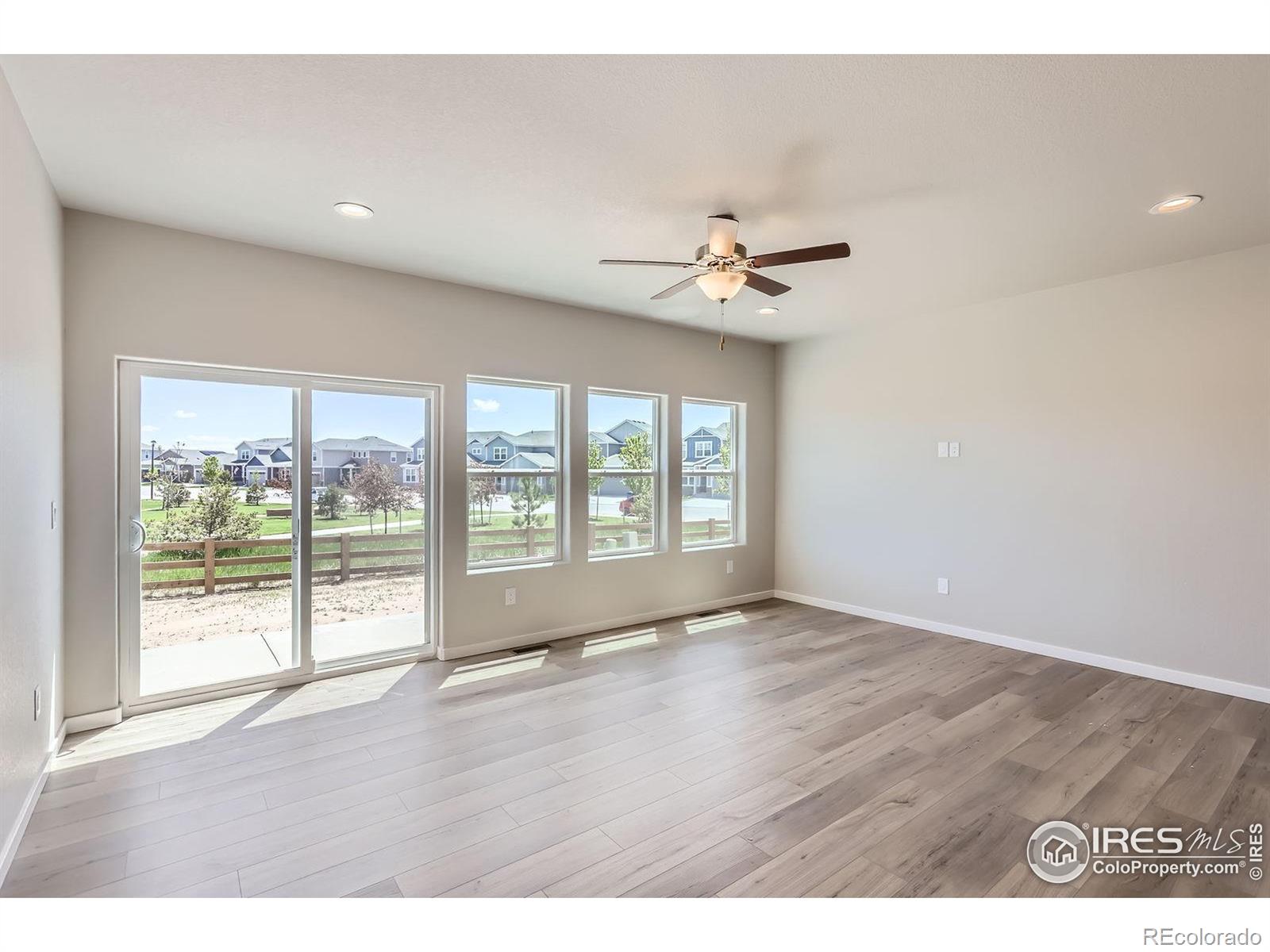 MLS Image #7 for 786  griffith street,lochbuie, Colorado