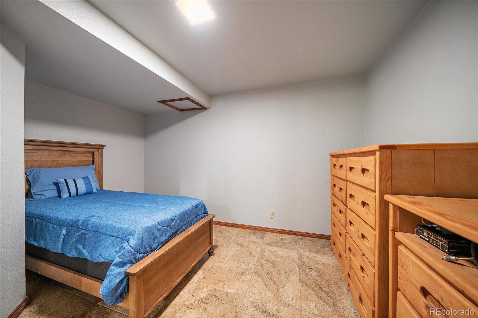 MLS Image #12 for 5511  scranton street,denver, Colorado