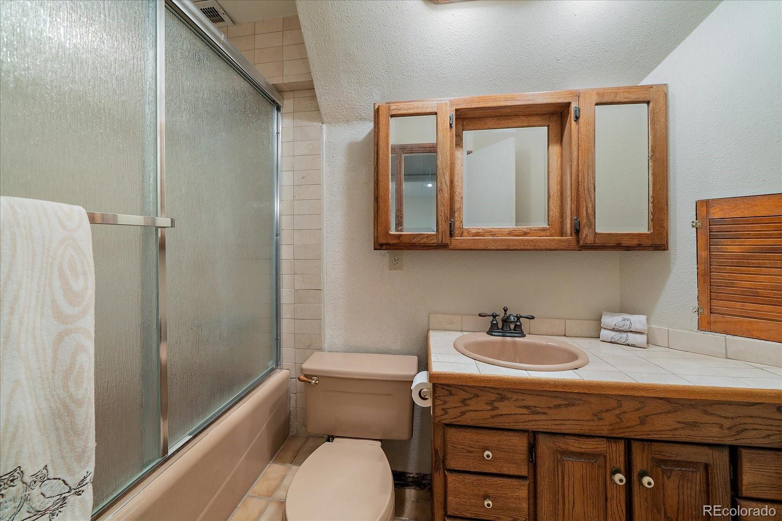 MLS Image #14 for 5511  scranton street,denver, Colorado