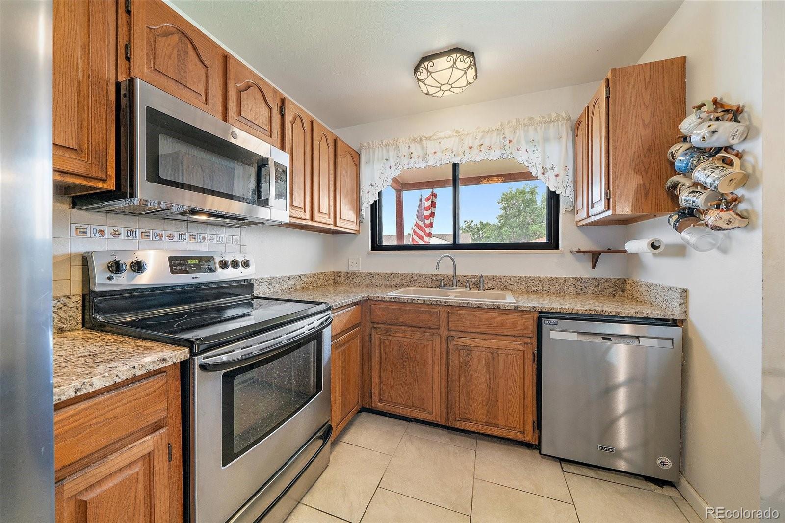 MLS Image #5 for 5511  scranton street,denver, Colorado