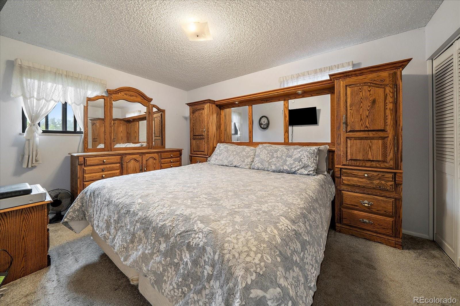 MLS Image #6 for 5511  scranton street,denver, Colorado