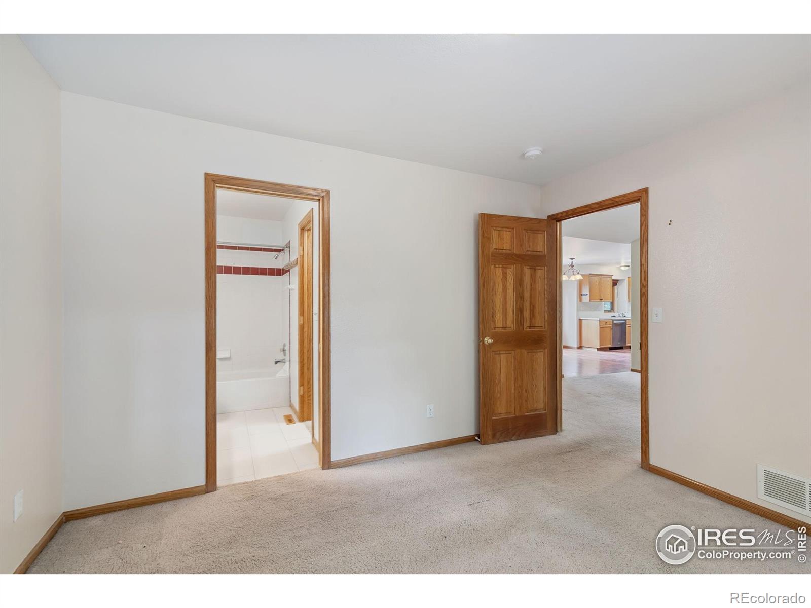 MLS Image #13 for 5725  derry drive,fort collins, Colorado