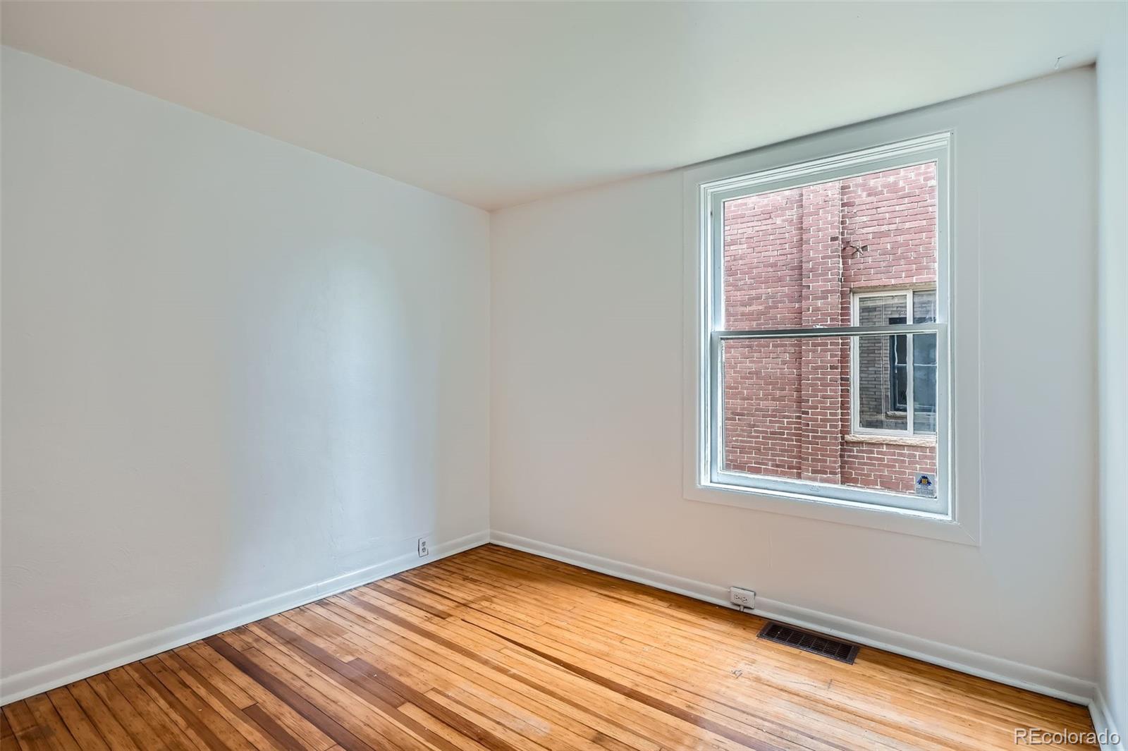 MLS Image #10 for 1654 s pearl street,denver, Colorado