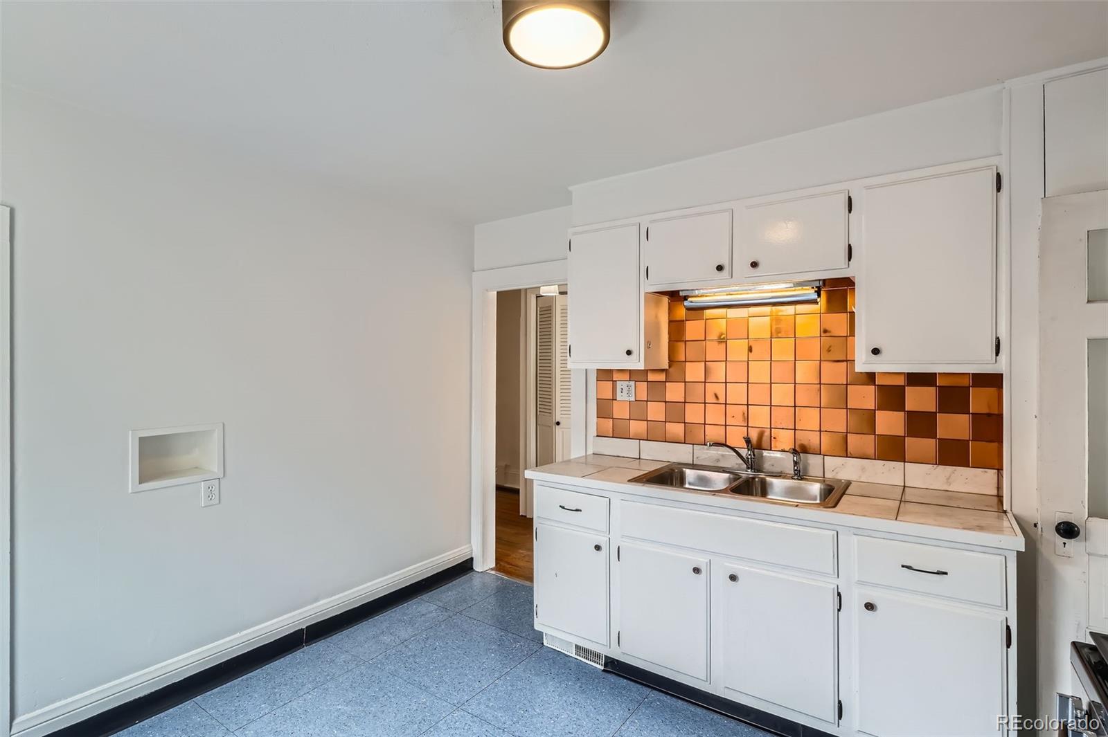 MLS Image #16 for 1654 s pearl street,denver, Colorado